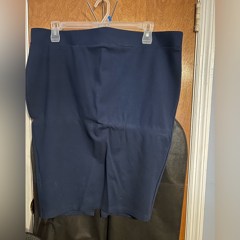 Torrid Navy blue pencil skirt